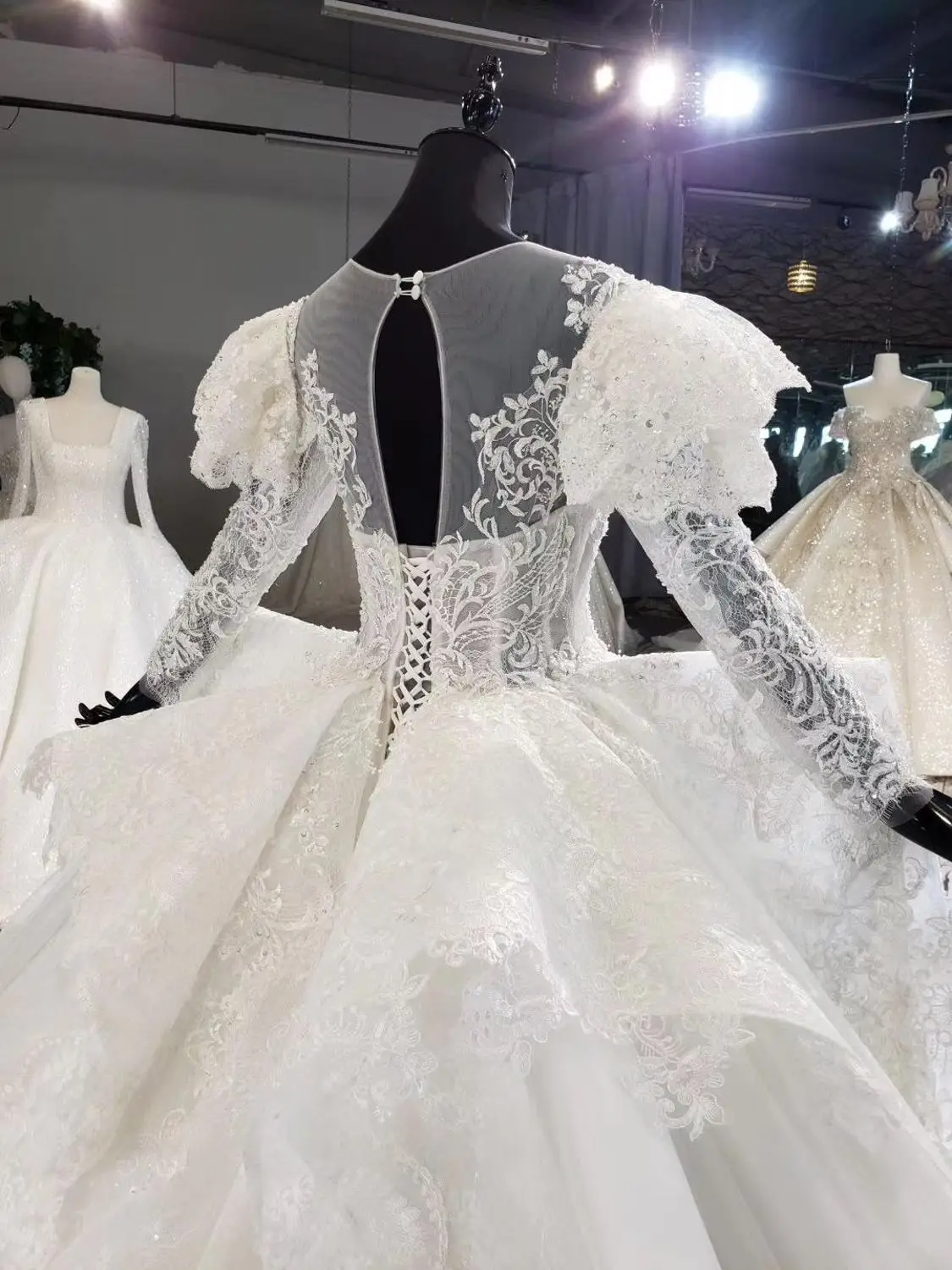 CloverBridal newest 2020 Autumn white lace tulle платье robe свадебные платья long train high quality bridal dresses