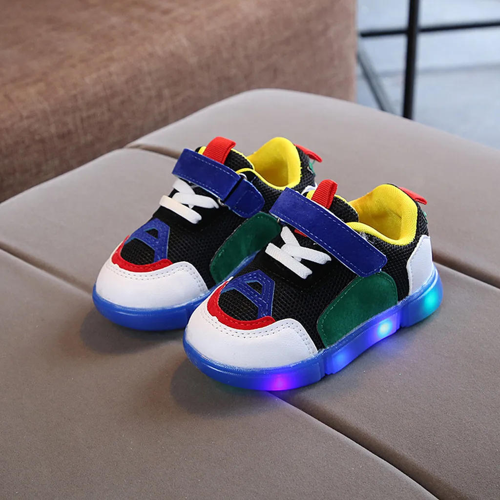 Кроссовки для маленьких мальчиков детские сетчатые со светодиодной подсветкой