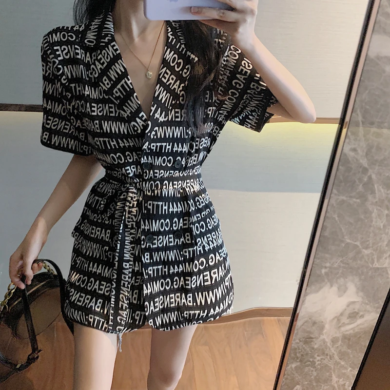 

2021 New Summer Korean Streetwear Summer Short Sleeve Coat Letter Jacket With Belt QT81