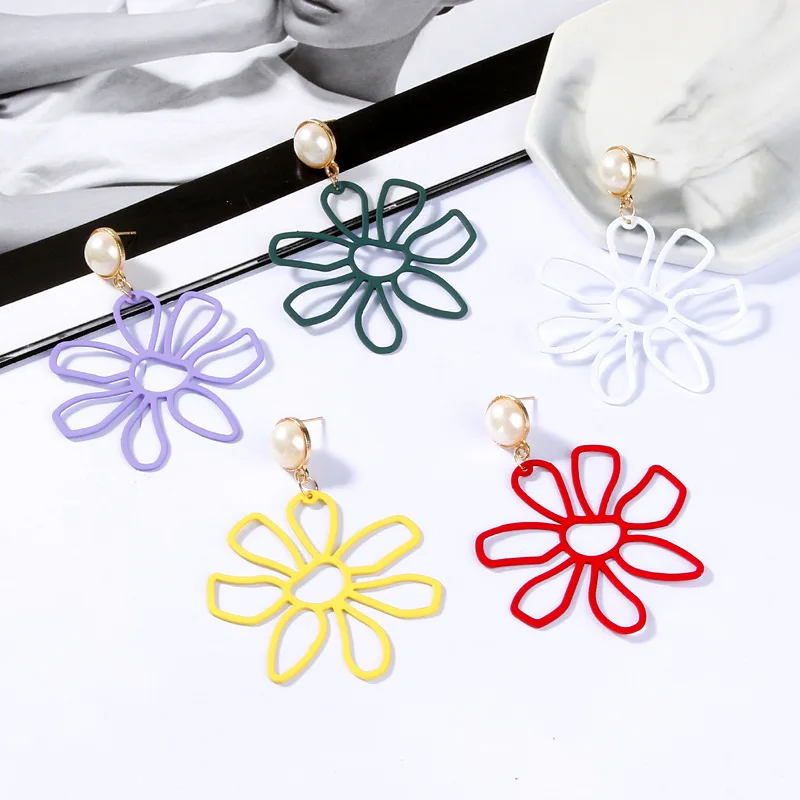 Женские красные серьги с большим цветком модные длинные большие летние 2019 |