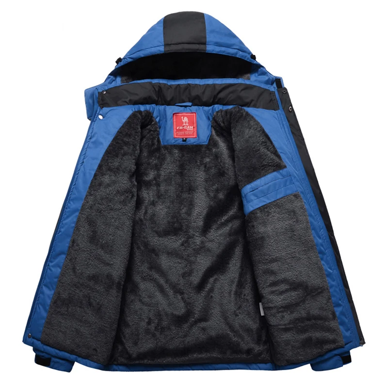 Winter Fleece Military Hiking Jackets Men Windproof Waterproof Outdoor Warm Rain Coat Male Hiking Camping Trekking Skiing Jacket