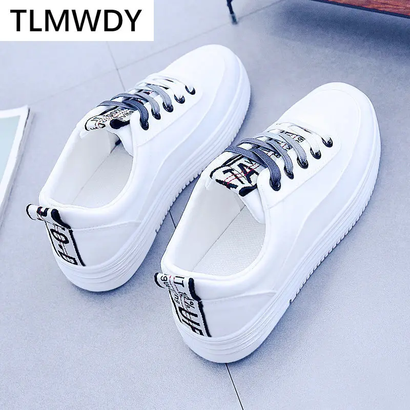 

2021 Women's Comfortable Breathable Casual Shoes Fashion Women's Shoes Autumn Women's Lace-up Non-slip Wear-resistant Sneakers