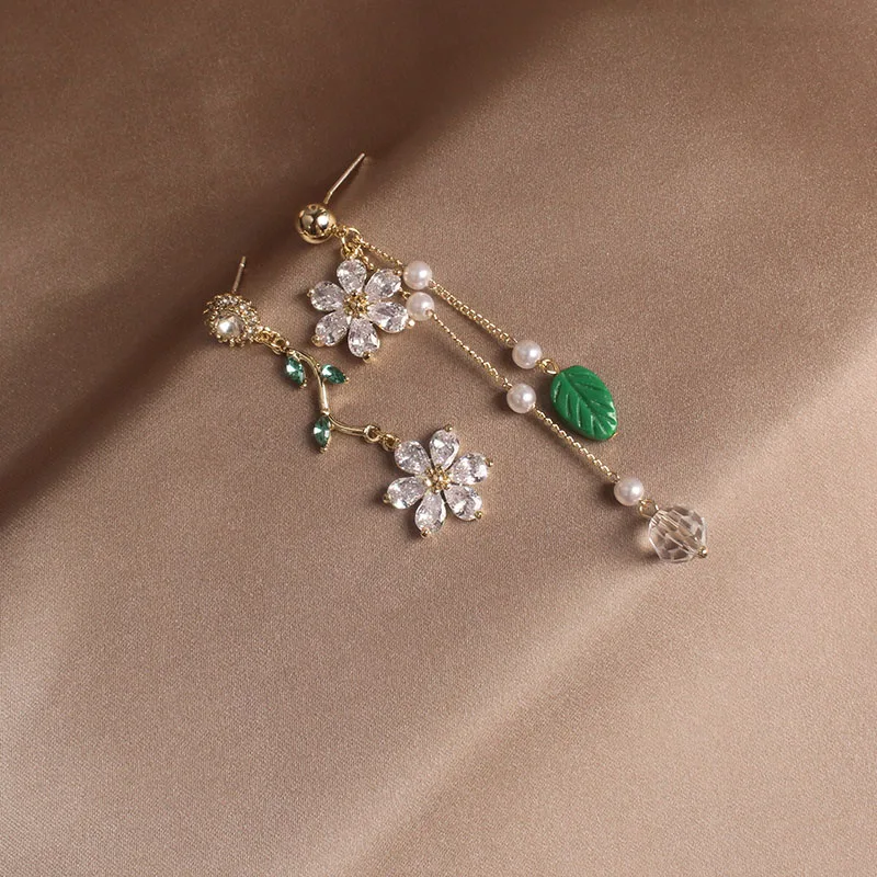 Блестящие боковые новые аксессуары циркониевые серьги гвоздики с цветком для