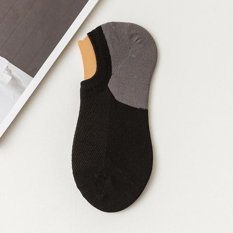 5 Pairs Of Men's Breathable Cotton Socks New Color Matching Shallow Mouth Harajuku Invisible Socks Non-slip Silicone Boat Socks