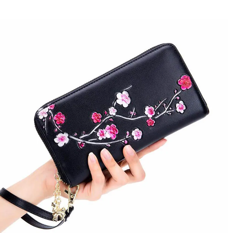 

Женская сумка-клатч, из воловьей кожи