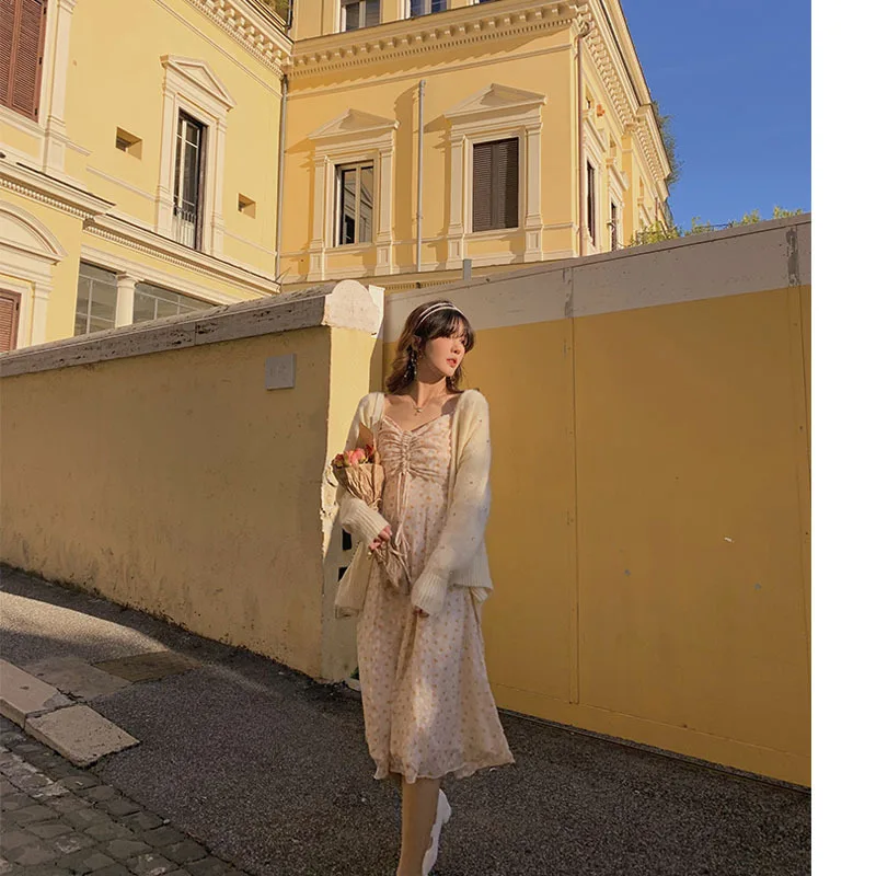 

2021 Autumn Winter French Chiffon Floral Midi Dress Plus Size Maxi Boho Dresses Elegant Women Party Long Sleeve Dress L6