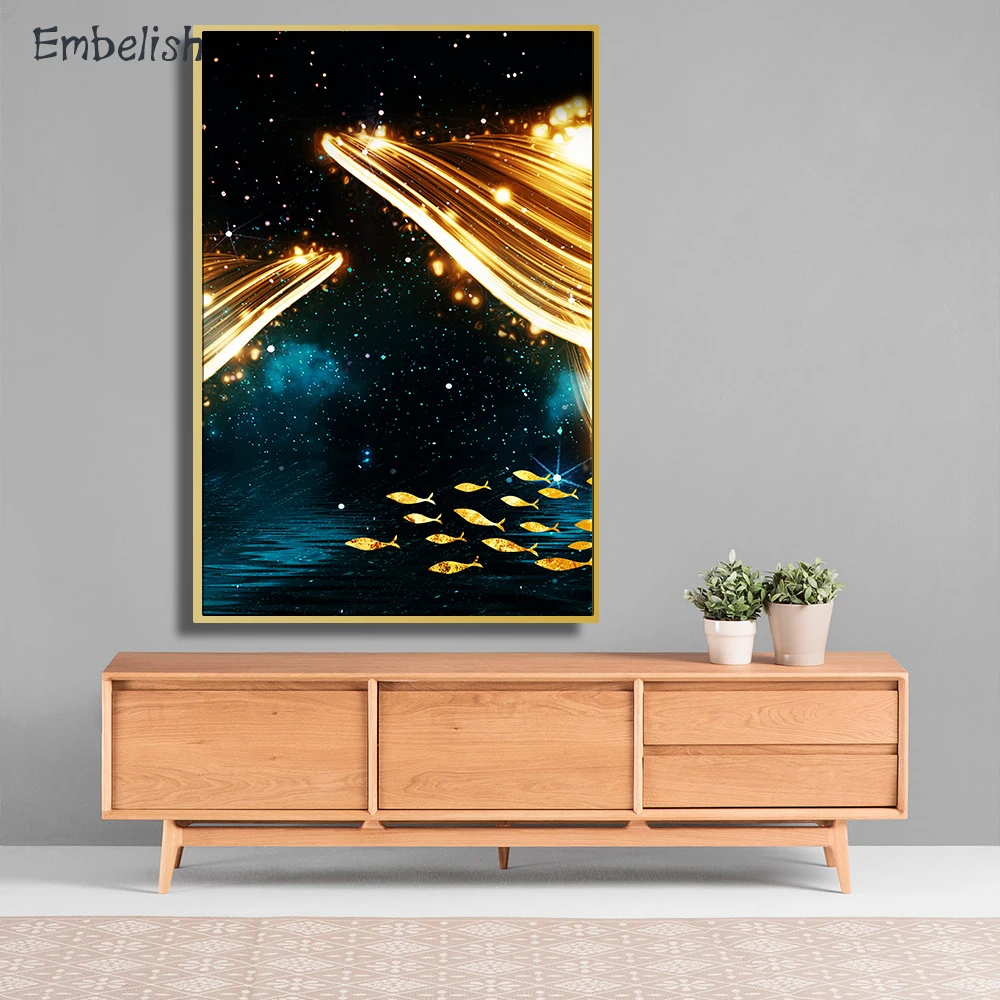 Настенные постеры в скандинавском стиле с изображением золотых рыбок Кита