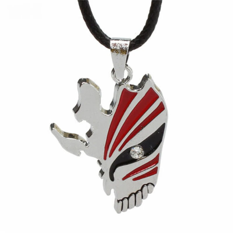 

Classic Cartoon Anime Bleach Vizards KUROSAKI IGHIGO Bankai Hollow Mask Pendant Necklace Anime Soul Jewelry Gift Necklace
