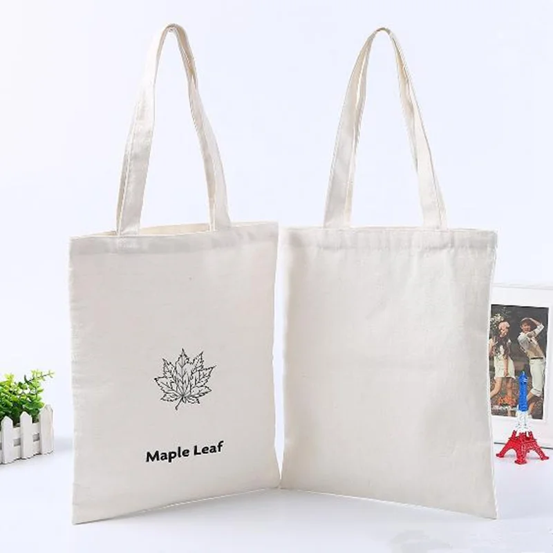 

large capacity simple shopping bag girls hand bag women simple package fashion beautiful Maple leaf canvas durable white bag