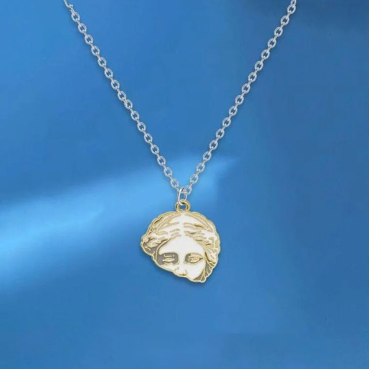 

Creative half human head necklace new personality design alloy plaster statue niche pendant simple chain accessories