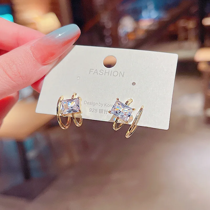 Женские серьги-гвоздики с цирконом посеребренные серьги геометрической формы |