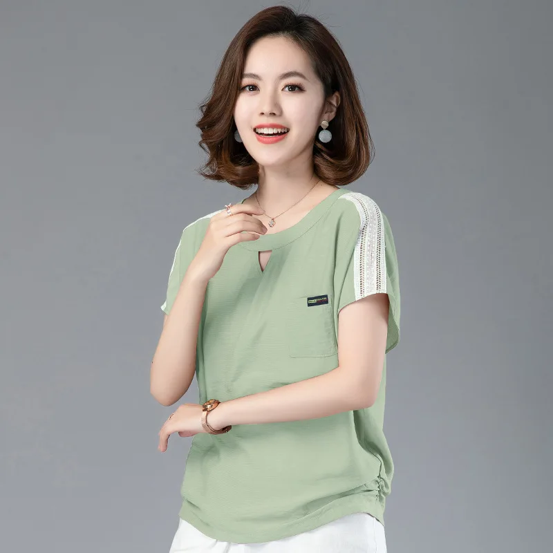 

Short sleeve T-shirt women's 2020 summer new lace splicing hollow top loose large middle-aged mother's half sleeve top