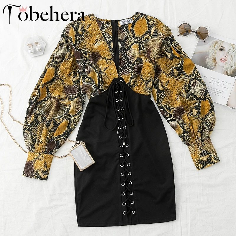 Женское облегающее платье Glamake мини с принтом змеи и v образным вырезом летнее