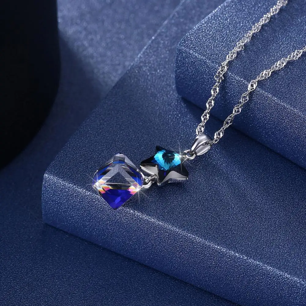 

Long Lasting Lightweight Faux Crystal Blue Pendant Necklace for Cocktail Party