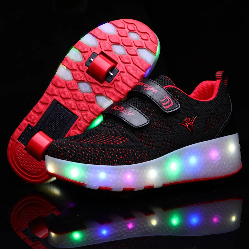 Детские кроссовки Magic Tap с USB-зарядкой и колесами |