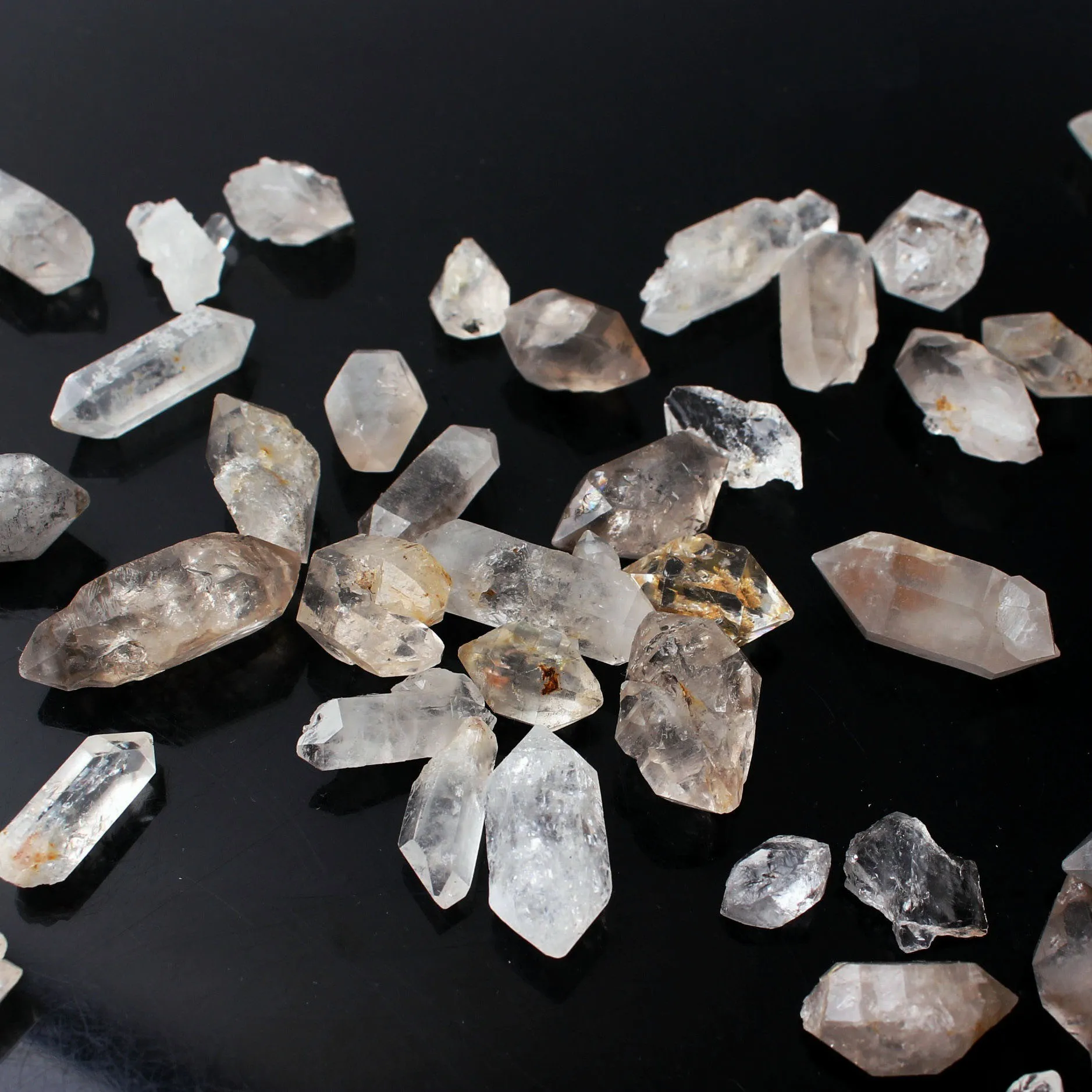 Herkimer Diamond. Херкимер Кристаллы натуральный. Камни алмазные ААА 10,0. Алмаз херкимера изделия купить. Природные бриллианты купить