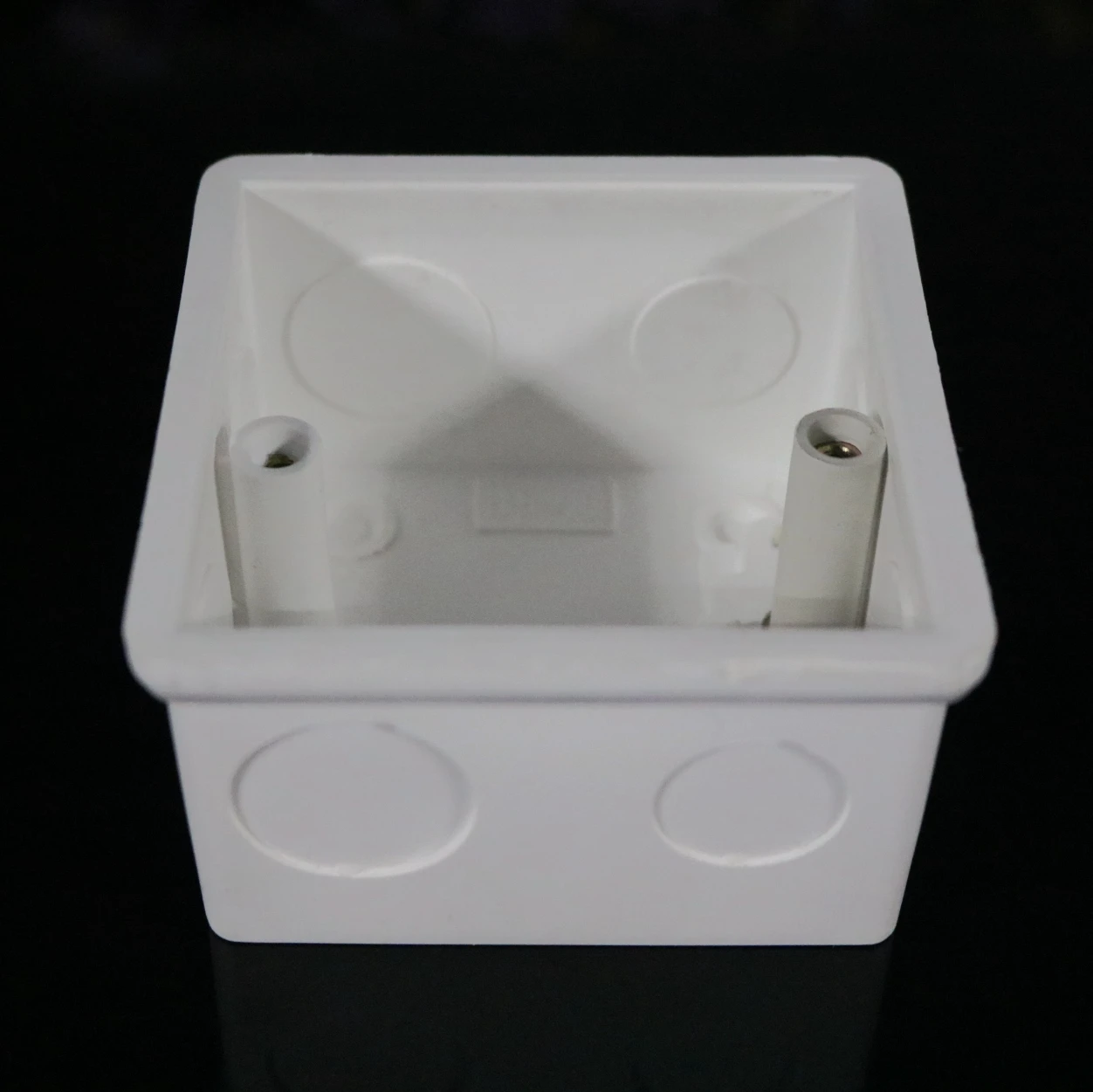 Настенный монтажный ящик внутренняя кассета для переключателя типа 86 и розетки