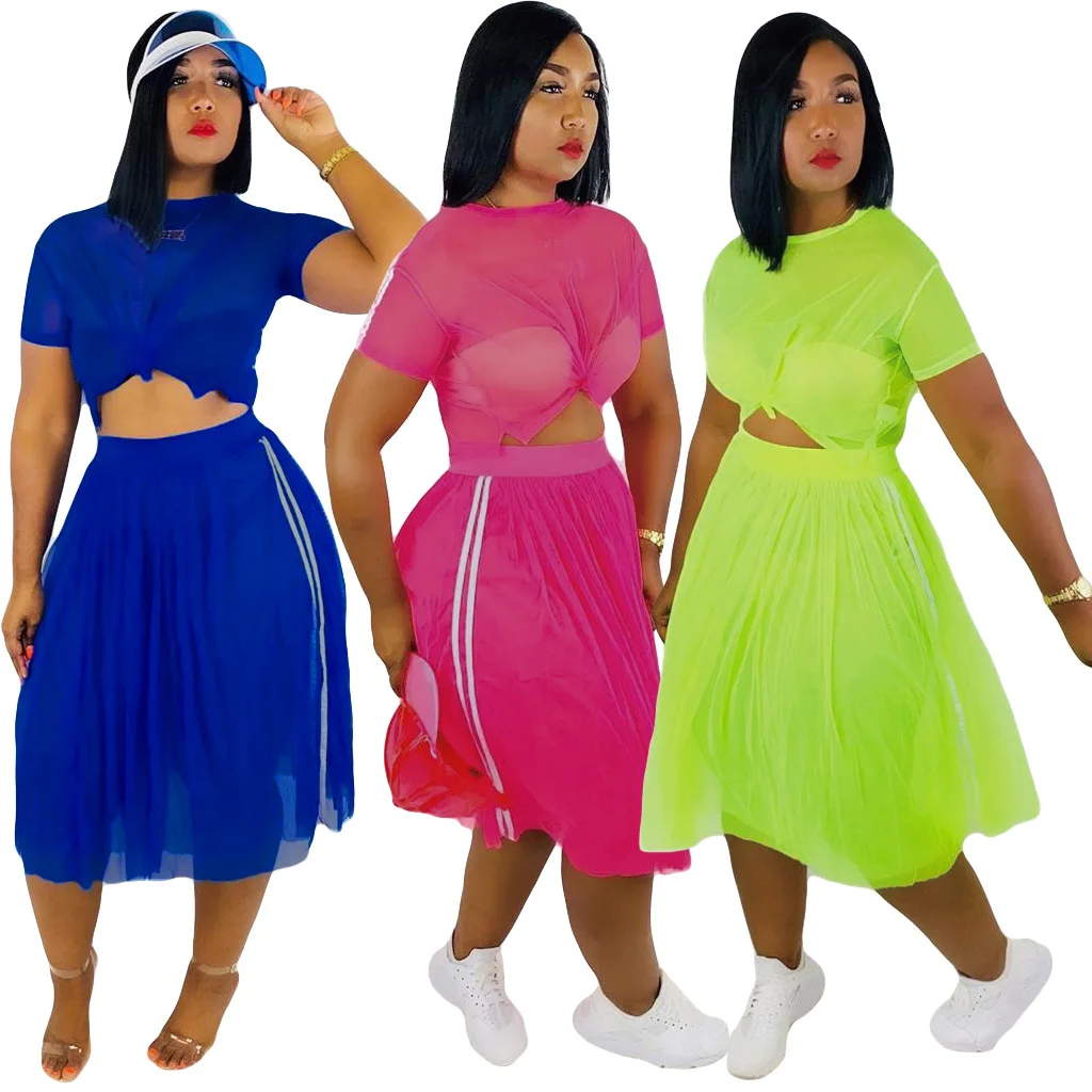 

Костюм из двух предметов с прозрачной юбкой, лето 2021