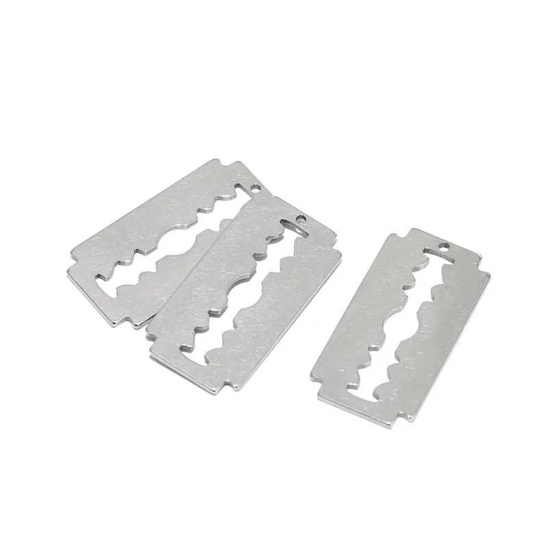 

10pcs Fashion Silver Color Stainless Steel Razor Blades Pendants Male Shaver Shape For Men DIY Jewelry Necklaces Making Findings