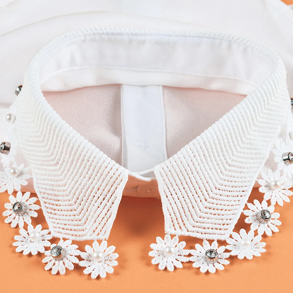 Женская стильная блузка со съемным кружевным воротником и бусинами короткие