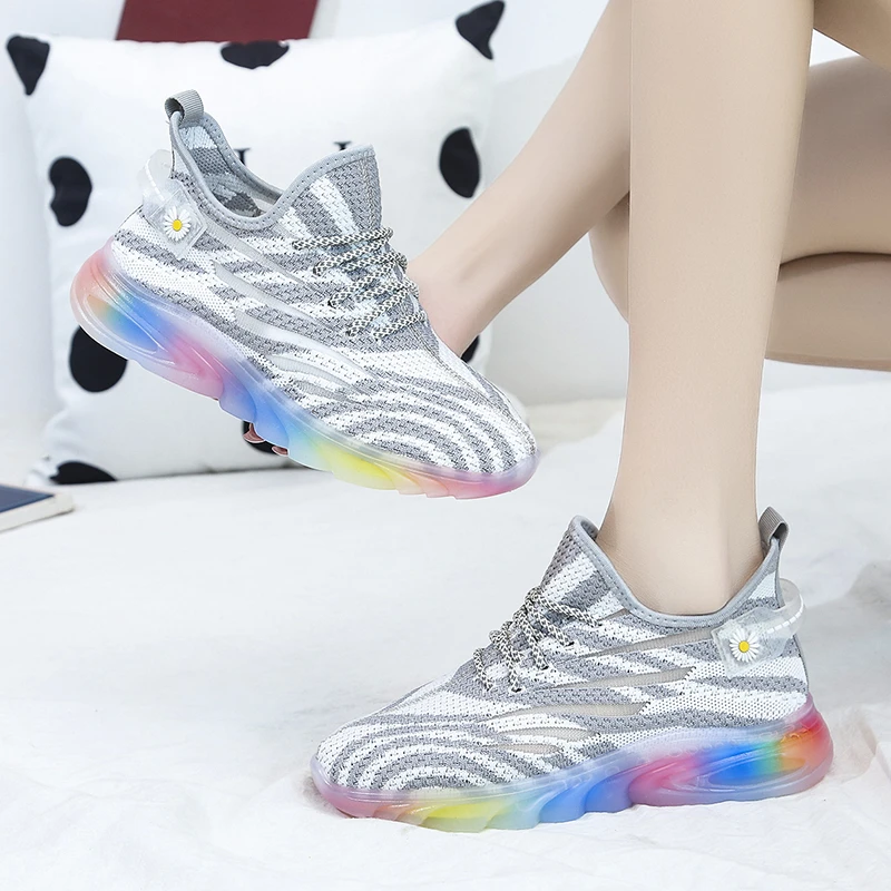 

18215 Summer Breathable Mesh Jelly Bottom Sneakers Fashion Outdoor Walking Casual Shoes Hot Selling Outdoor Running Shoes 35-40