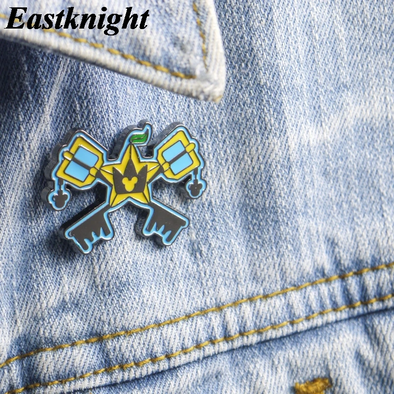 

K1312 Kingdom Hearts Cartoon Anime Funny Metal Enamel Pins and Brooches for Lapel Pin Backpack Bags Badge Collar Jewelry