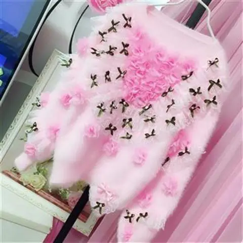 

Korean Trend Mesh Yarn Stitching Three-dimensional Handmade Flower Pink Knitted Sweater Girls Sweet Short Knitwear Loose Tops