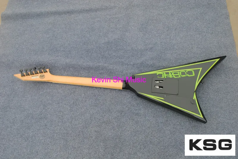 Custom shop Alexi Laiho Гитары зелеными краями cobhc v-образной формы Гитары Череп Топ KSG Кевин shi Гитары s тремоло Floyd Rose