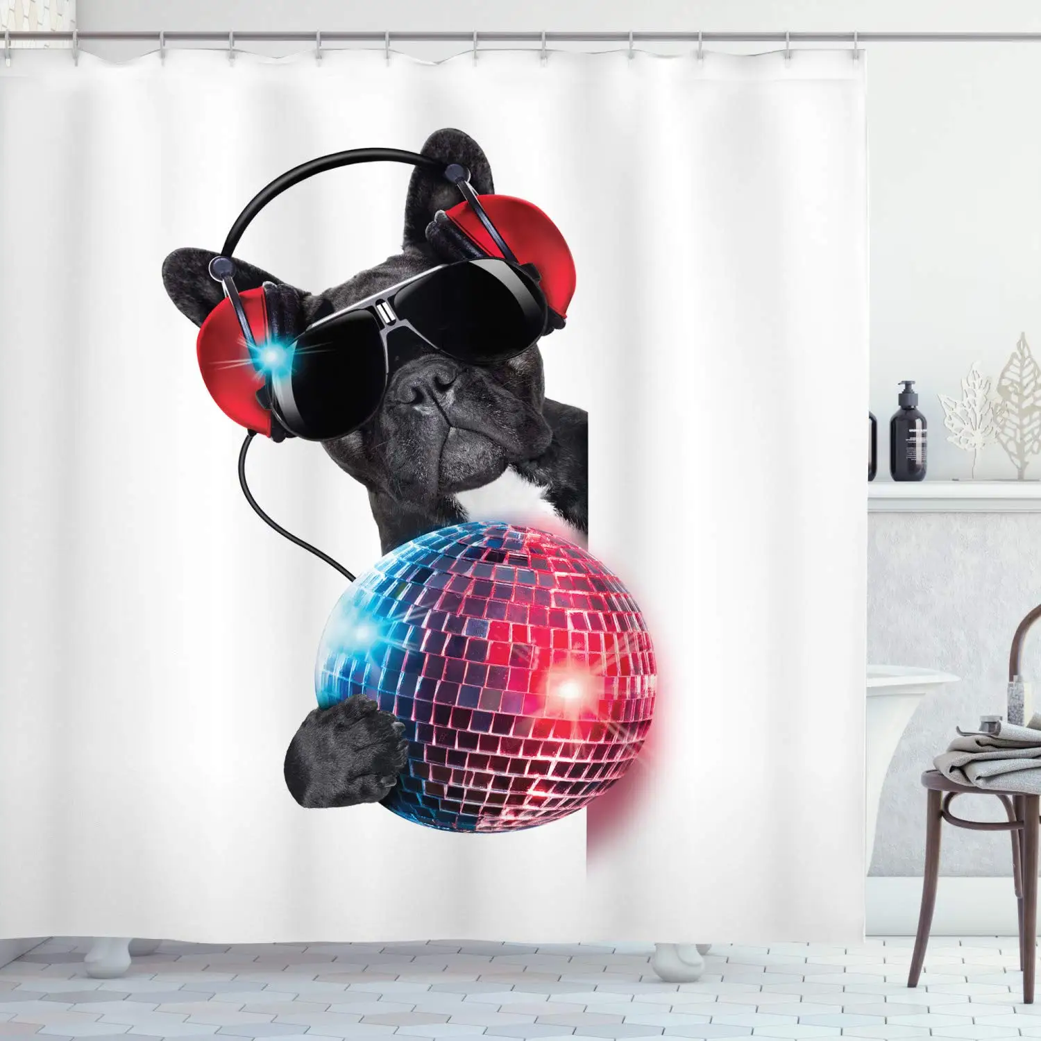 Музыкальная душевая занавеска DJ бульдог прослушивание музыки с ярким