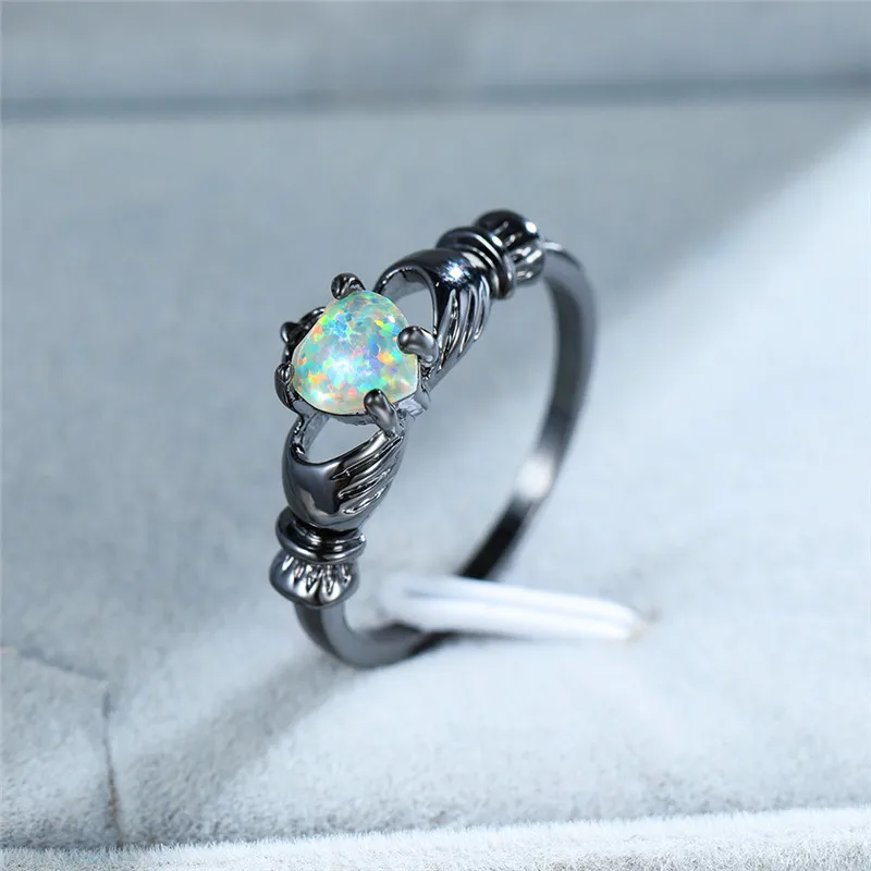 Изящное модное классическое кольцо в форме сердца милое женское с белым опалом и