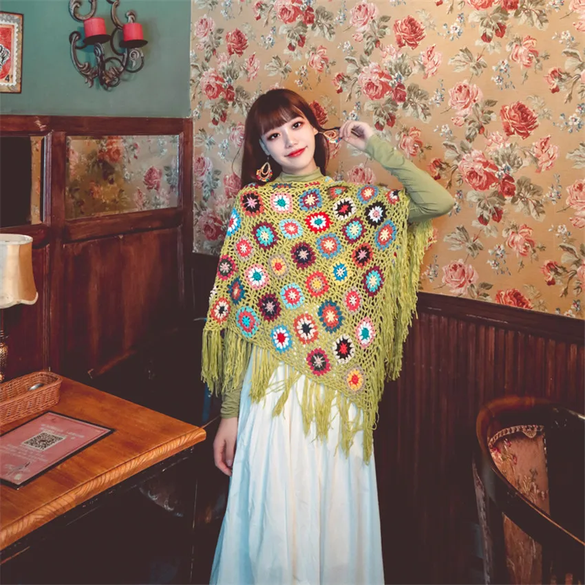 Женский вязаный шарф-пончо из пашмины с кисточками |