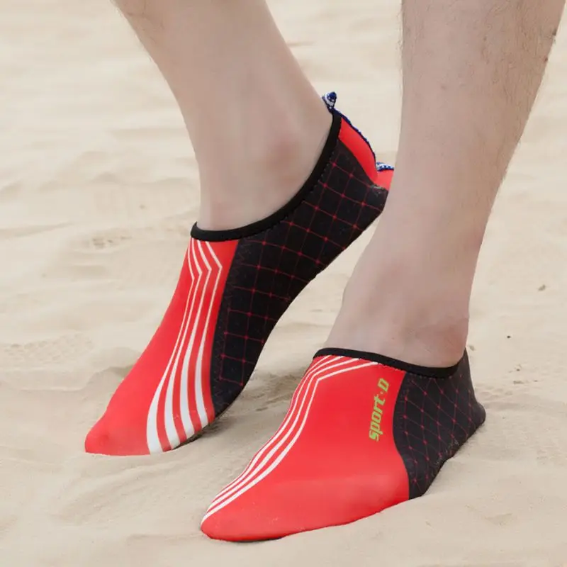 

Swimming Aqua Shoes Beach Water Shoes Breathable Quick Drying Sneakers Outdoor Upstream Hiking Camping ShoesFor Men Women