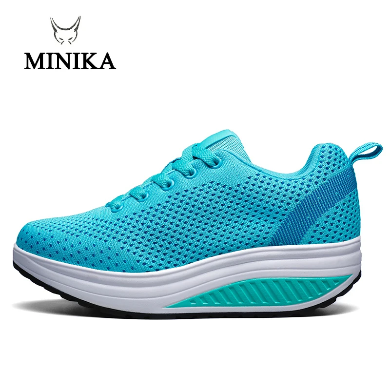 Женская обувь с толстой подошвой 5 см Сезон Зима для похудения на платформе