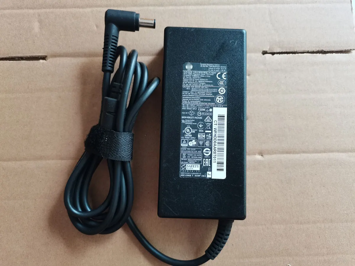 

OEM 135W 19.5V 6.92A 7.4mm Pin AC Adapter For HP TPC-DA59 ADP-135KB T 826555-001 740707-001 Laptop