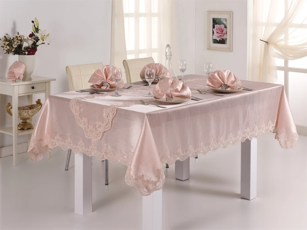

Mahidevran Table Cloth Set Powder