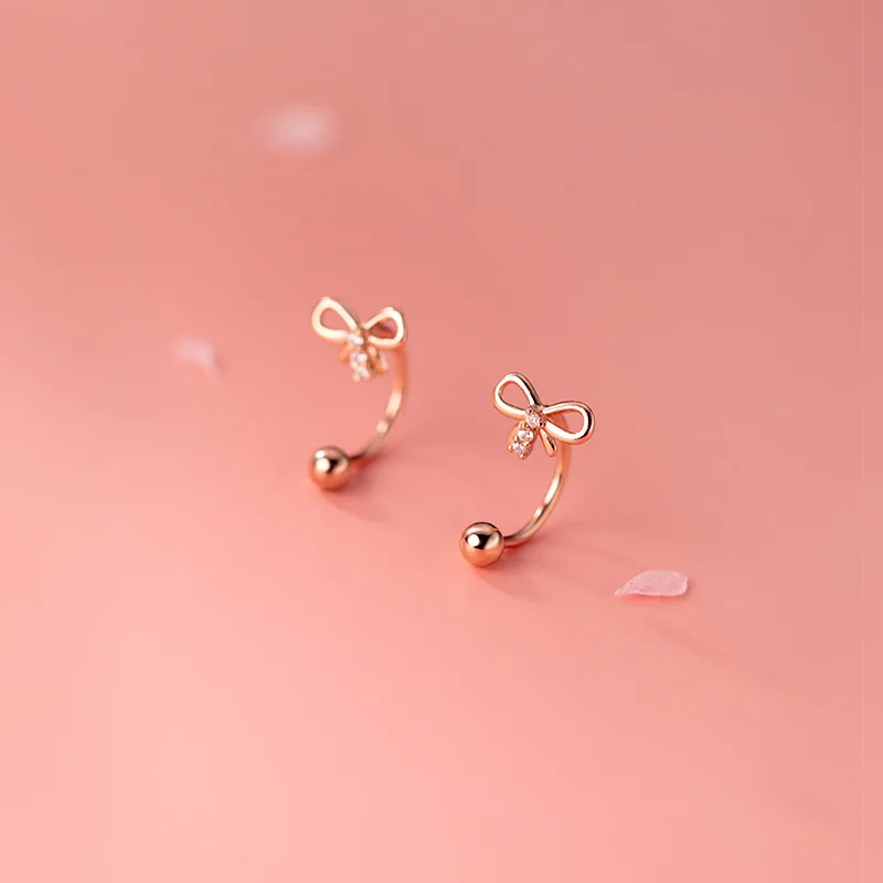 

Женские серьги-гвоздики из серебра 925 пробы