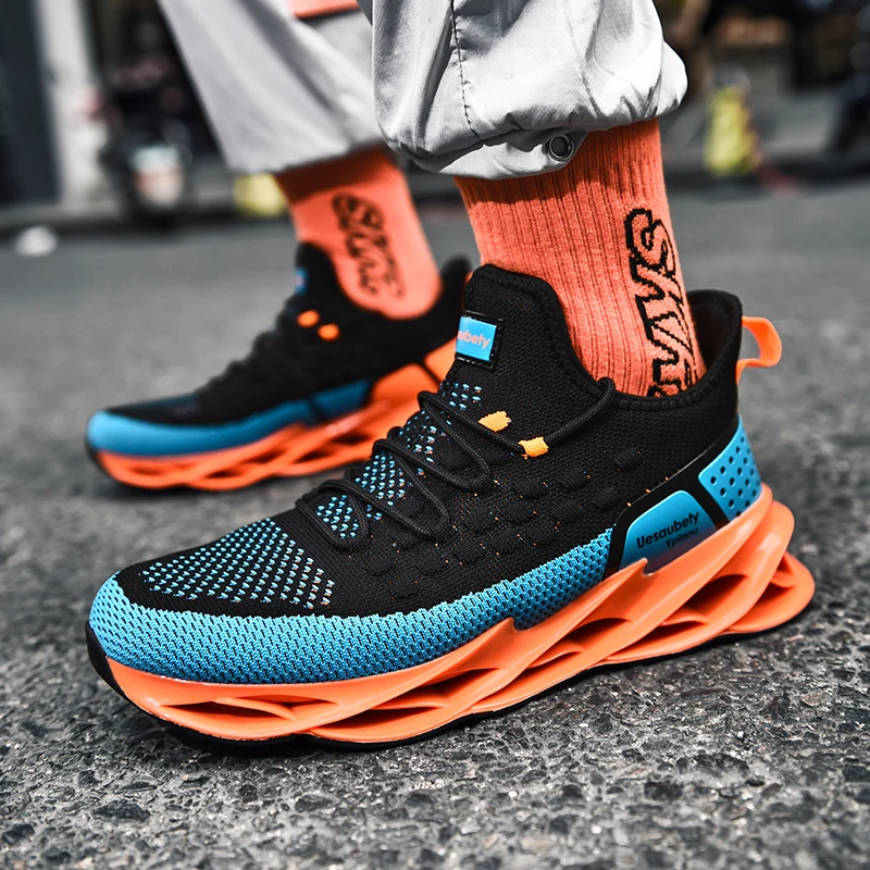 

Speed Knit Original Luxury Trainer The New Men's casual Shoes loafers running Shoes Trendy in fashion Shoes Male off white Shoes
