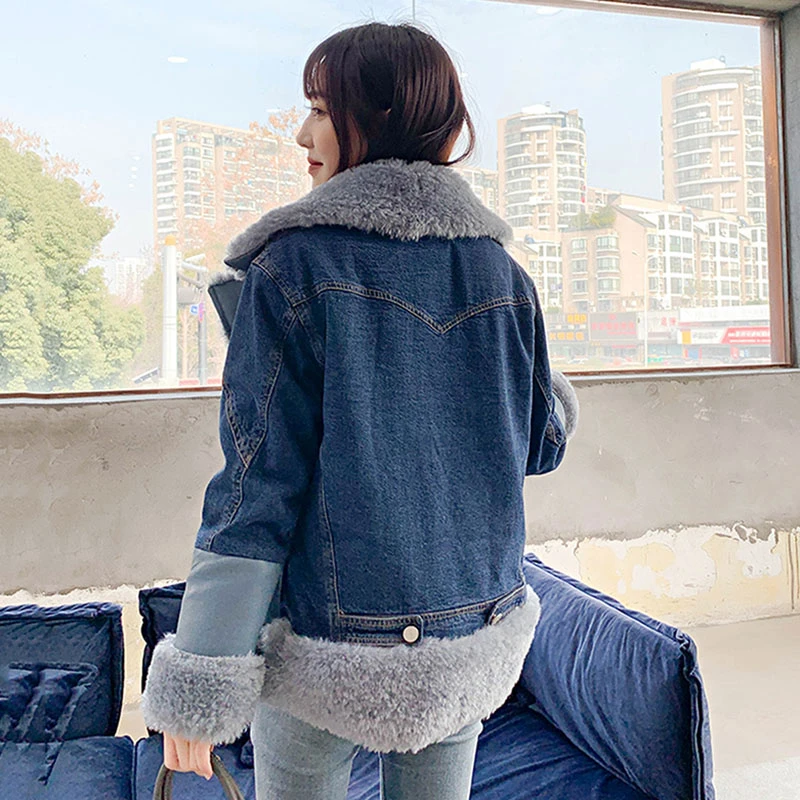 Женская зимняя куртка 2021 оверсайз из искусственной овечьей шерсти с меховым