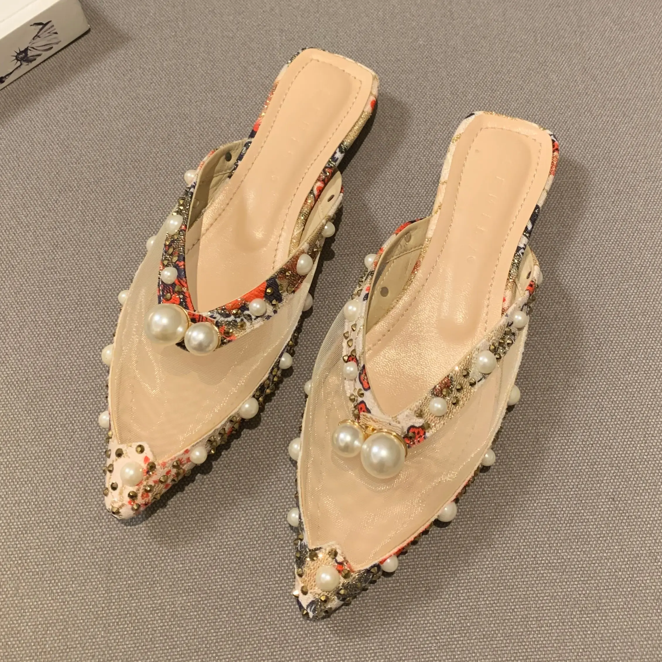 

Women's Slippers Pointed Toe Closed Flat Slip-on Loafer Mesh Hollow Mules Pumps Heel Flip Flops Crystal Backless Women's Shoes