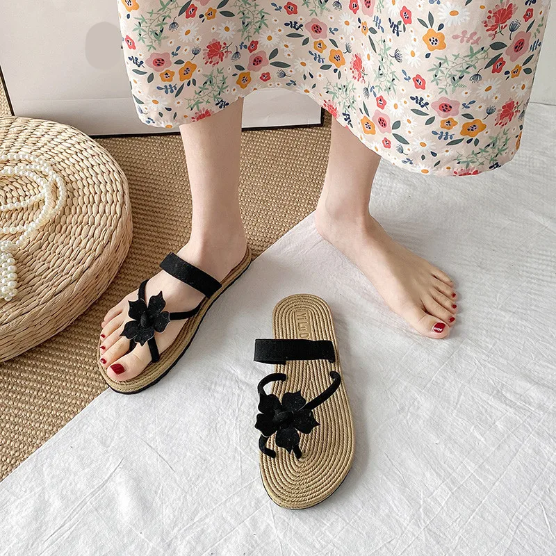 

Low Slippers Casual Shoes Slipers Women Rubber Flip Flops Slides Luxury Soft Summer Flat 2021 Hawaiian Rome PU Basic Flat Shoes