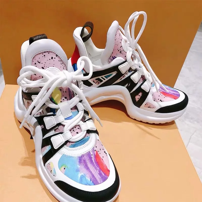 Женская обувь коллекция 2019 года кроссовки на массивном каблуке женская из