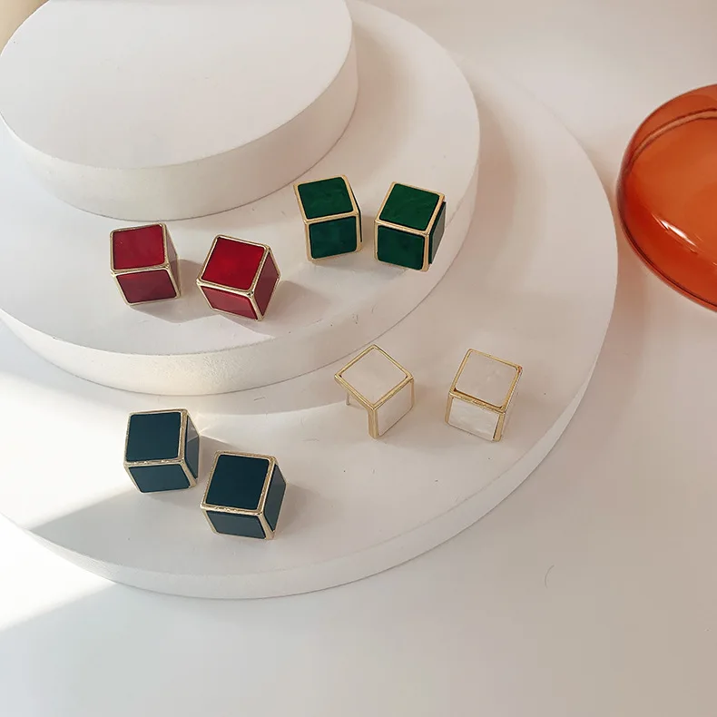 

MISSNICE Minimalist Cube-shaped Stud Earrings For Women Versatile Geometric Style Earrings Kolczyki Damskie Accessories