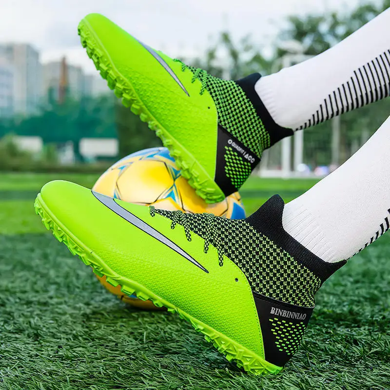 High Top Flat Football Shoes Men Indoor Turf Football Kid Training Lace up Sock Boots Soccer Sneakers zapatos de futbol cesped
