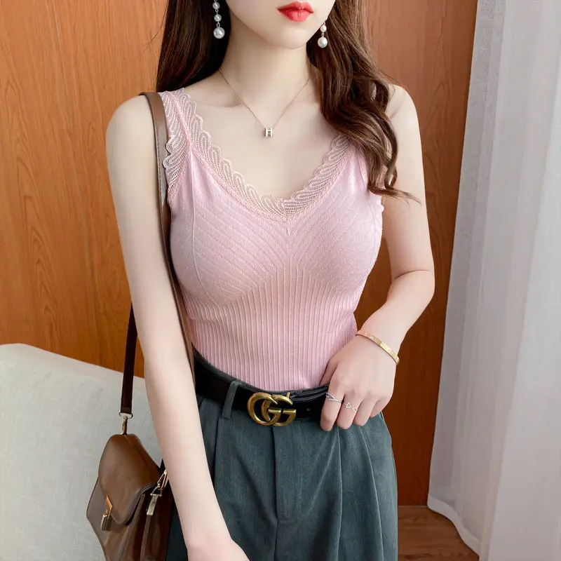 

Women 2021 Autumn Winter Fashion Slim Camisole Tops Female V-neck Lace Sleeveless Tops Ladies Thicken Warm Vest Tops E155