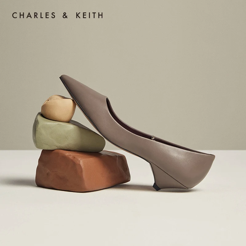 CHARLES＆KEITH Новинка на Осень 2020 CK1 60580147Женские ткфли Острый Носок Декоративная