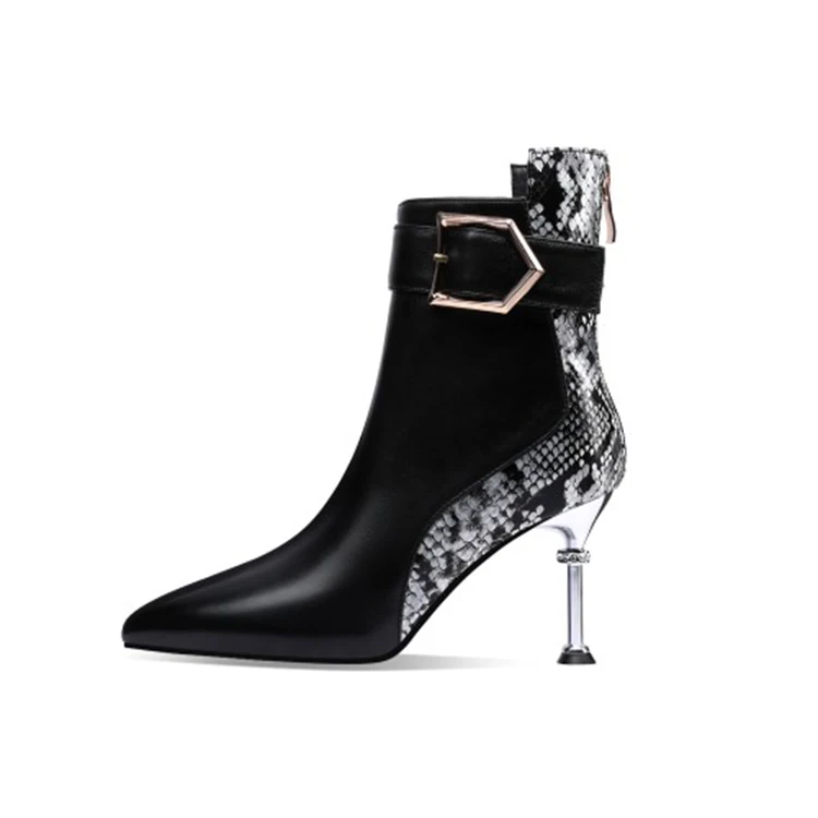 

MLJUESE 2021 women Ankle boot Cow leather Winter short plush Pointed Toe Zipper Metal Decoration High heels female boots size 40