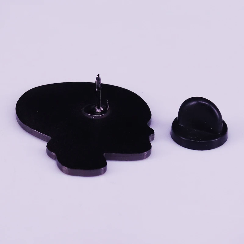 Ультратонкие Клубные мягкие эмалированные булавки для беспокойства в области