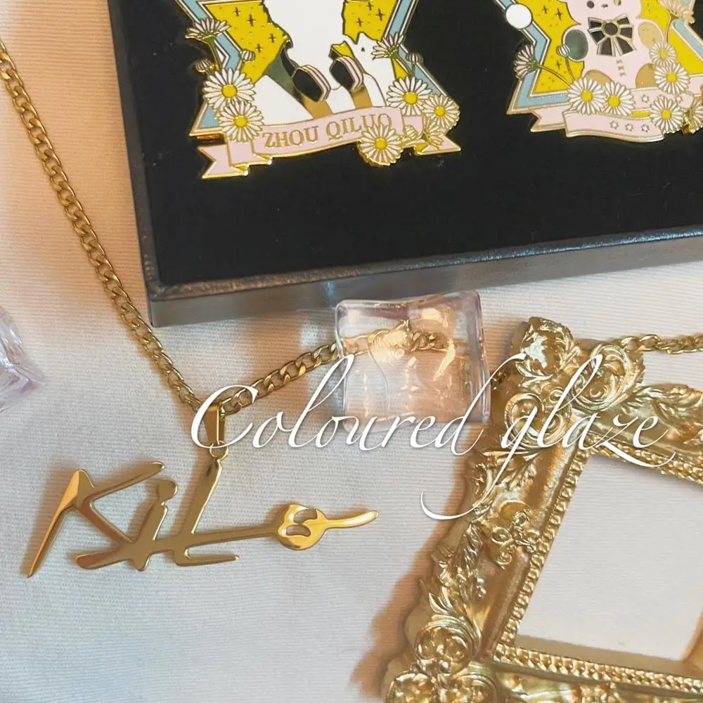 

Anime Love and Producer Victor Zhou Qiluo Metal Sweater Necklace Pendant Chain Choker Accessories Student Cosplay Xmas Gifts