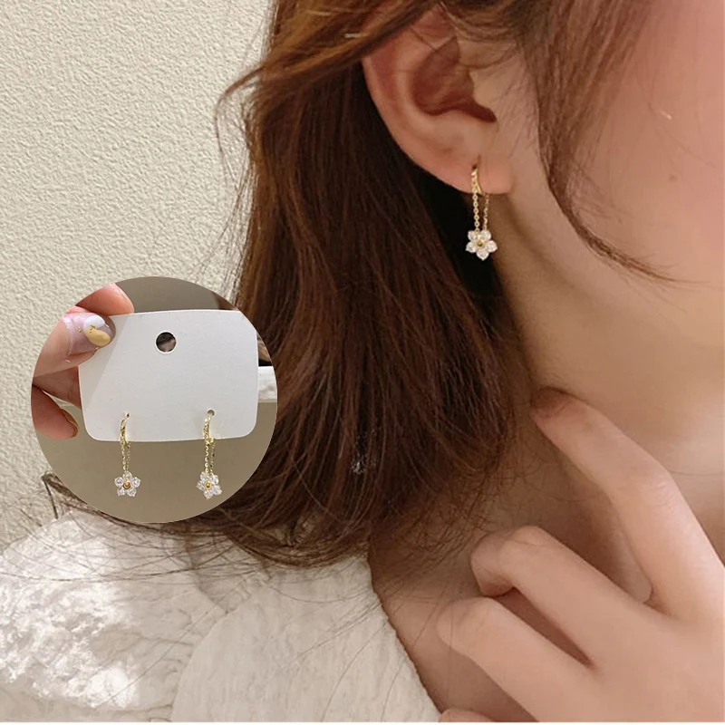 

Karopel South Korea New Style Fashion Elegant Tassels Flower Zircon Drop Earring Gift Party Women Jewelry Earrings Party Gift