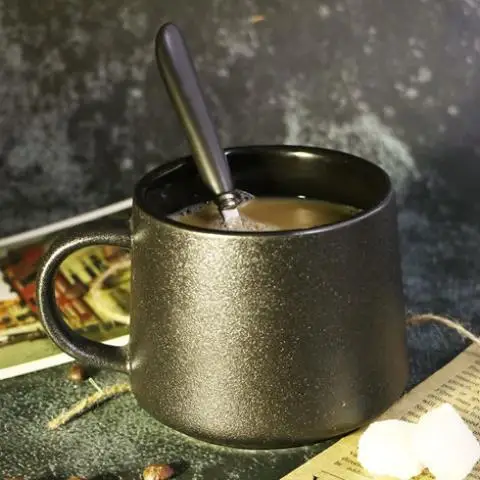 Грубая Женская необычная черная кружка в европейском стиле грубая керамика